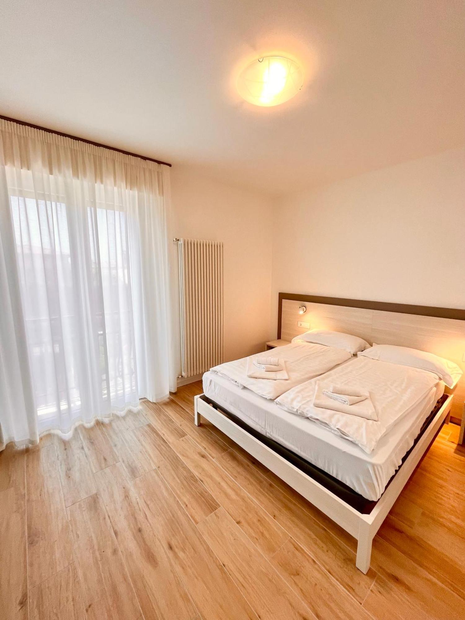 Berengario Suites トッリ・デル・ベーナコ エクステリア 写真